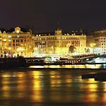 Green Park View Apartment