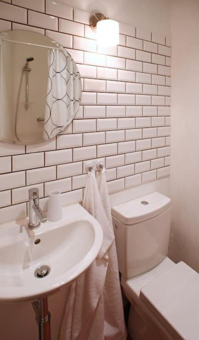 Park View Apartment *